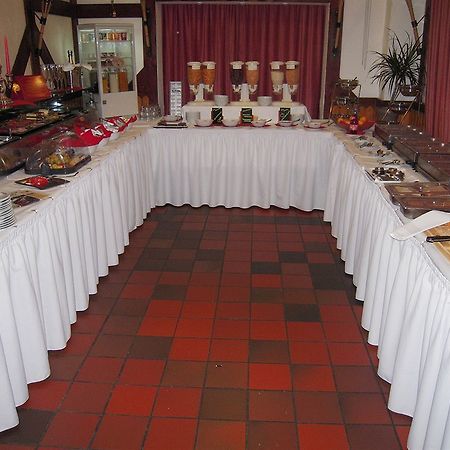 Hotel Kaiserquelle ซาลซ์กิทเทอร์ ภายนอก รูปภาพ