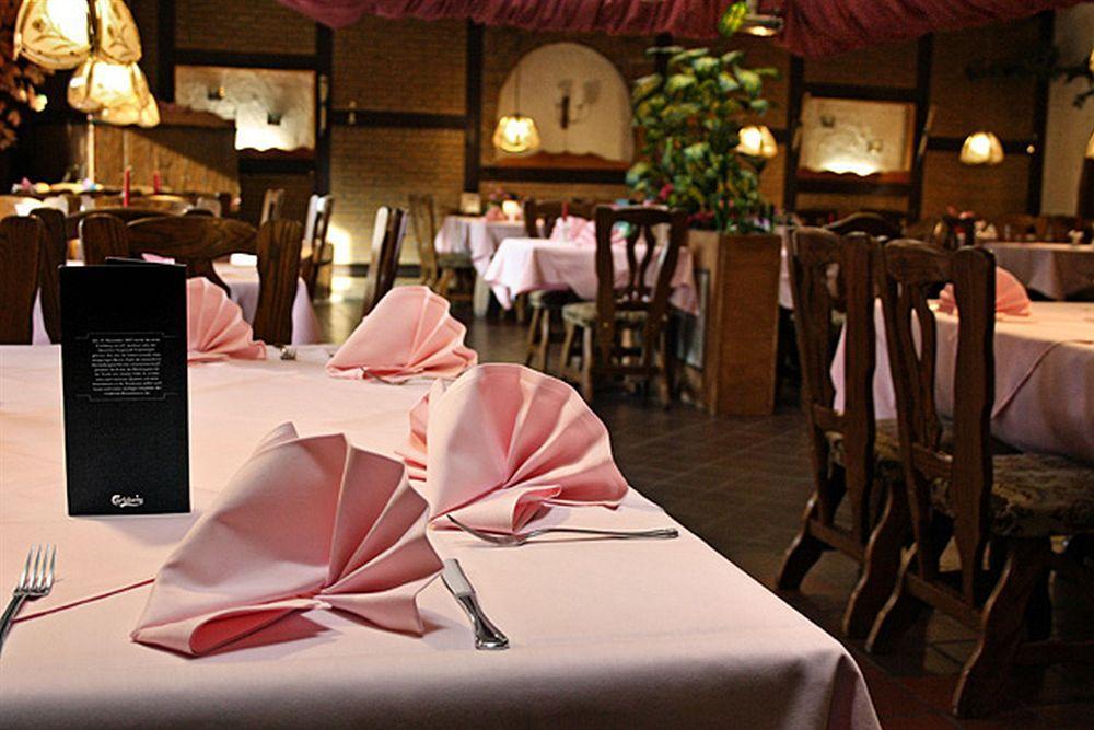Hotel Kaiserquelle ซาลซ์กิทเทอร์ ภายนอก รูปภาพ