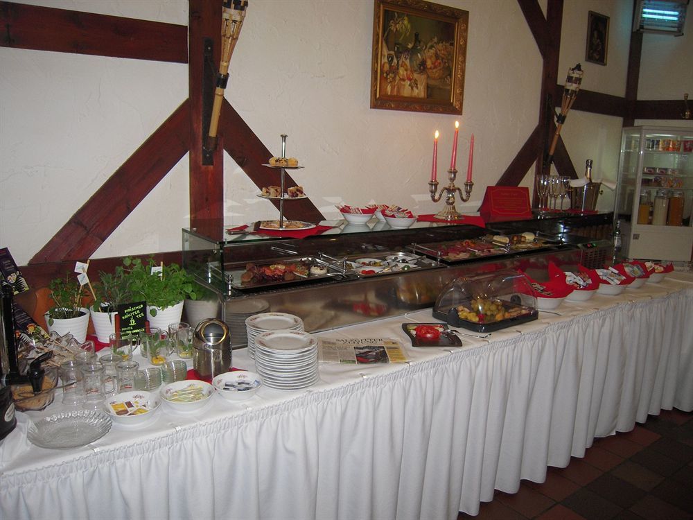 Hotel Kaiserquelle ซาลซ์กิทเทอร์ ภายนอก รูปภาพ