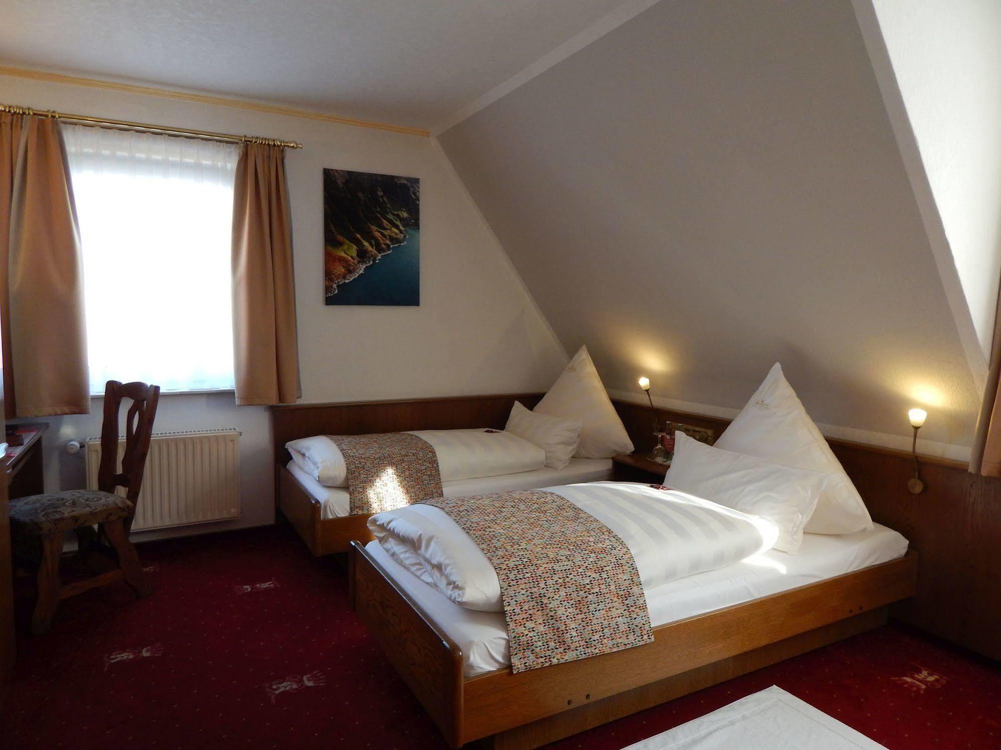 Hotel Kaiserquelle ซาลซ์กิทเทอร์ ภายนอก รูปภาพ