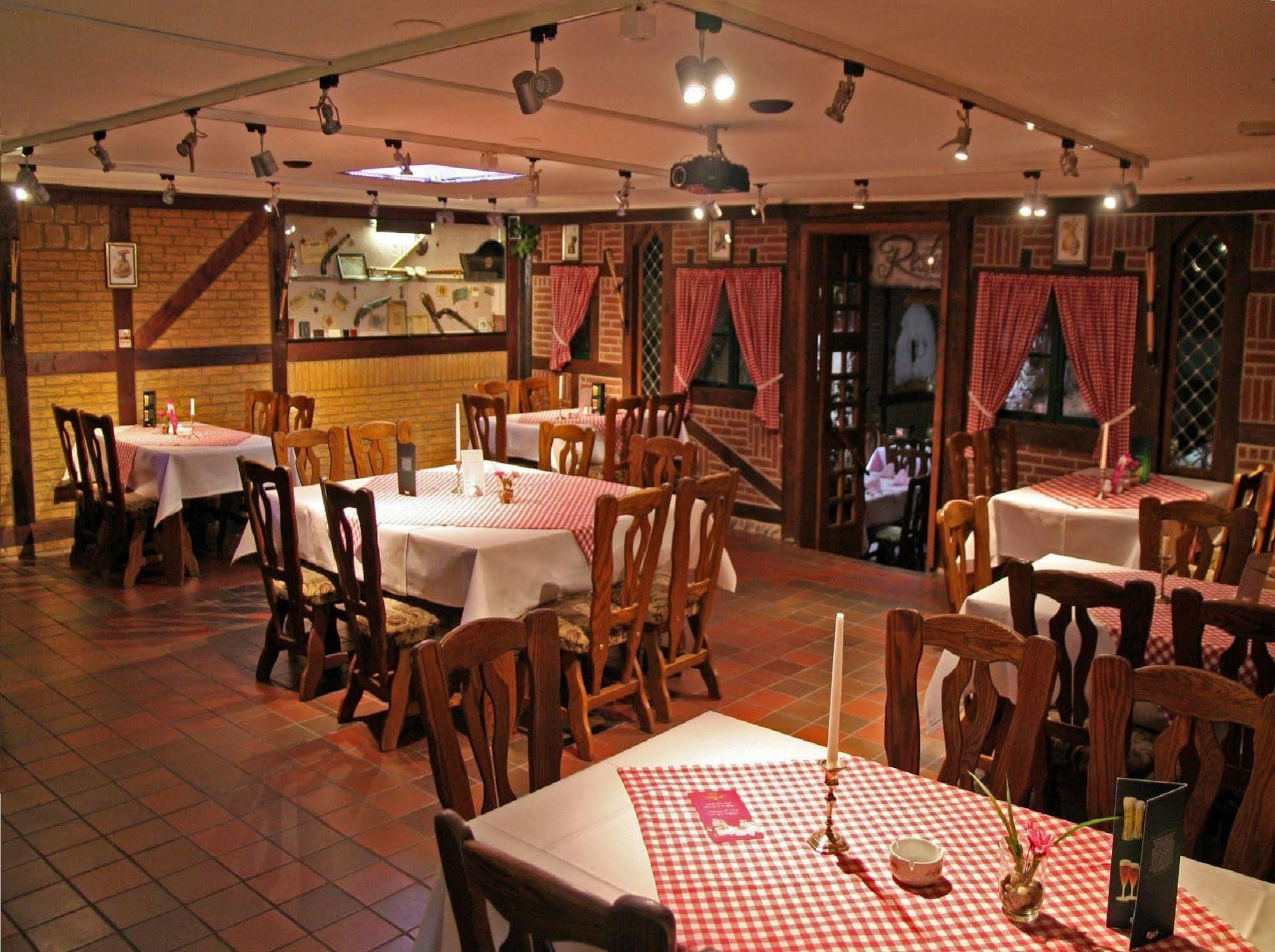 Hotel Kaiserquelle ซาลซ์กิทเทอร์ ภายนอก รูปภาพ